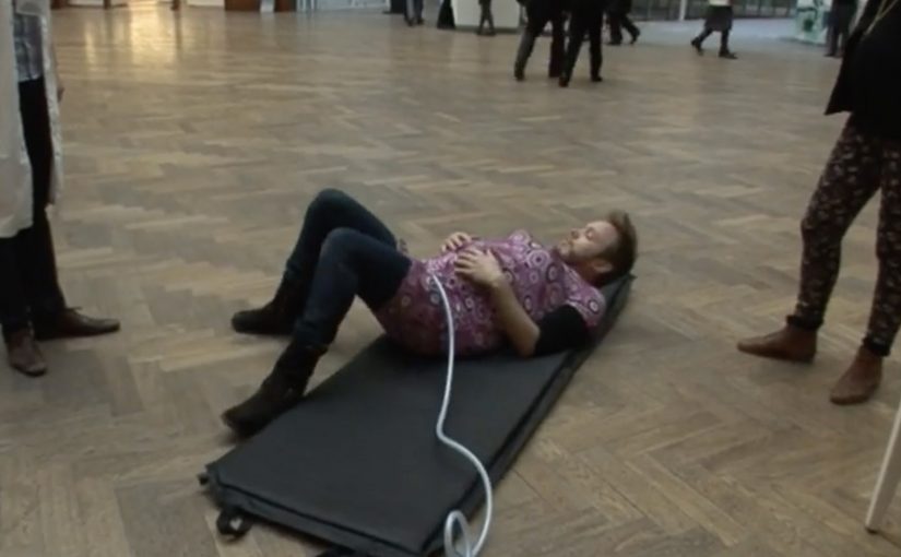 Nutricia Baby Connection visual showing a synced pregnancy experience for mum and dad.